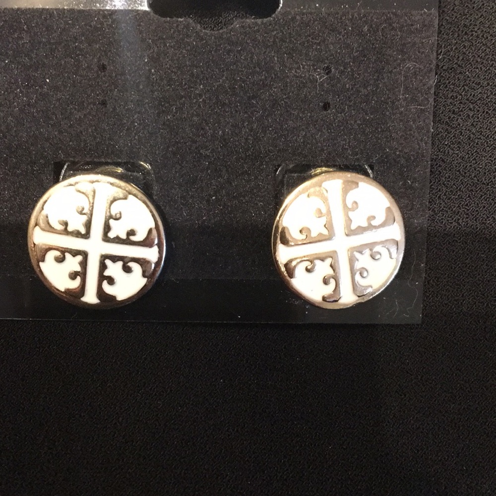 Earings